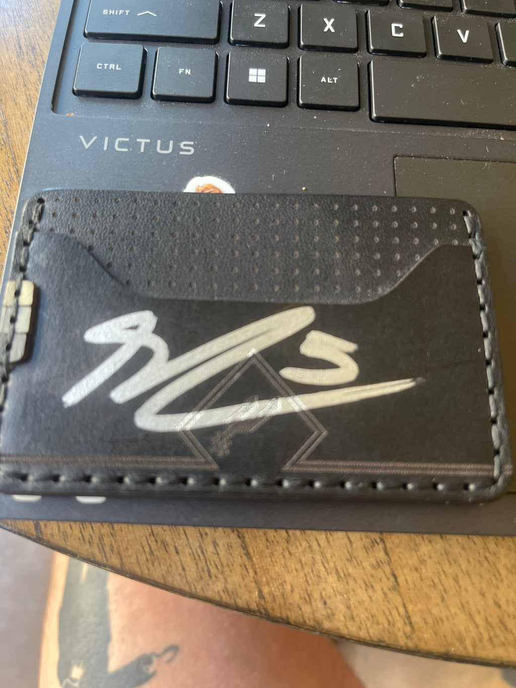 BeXar Goods Spurs Collection Wallet Autographed by Steph Castle (All Defense 1st Team) “Extremely Rare”