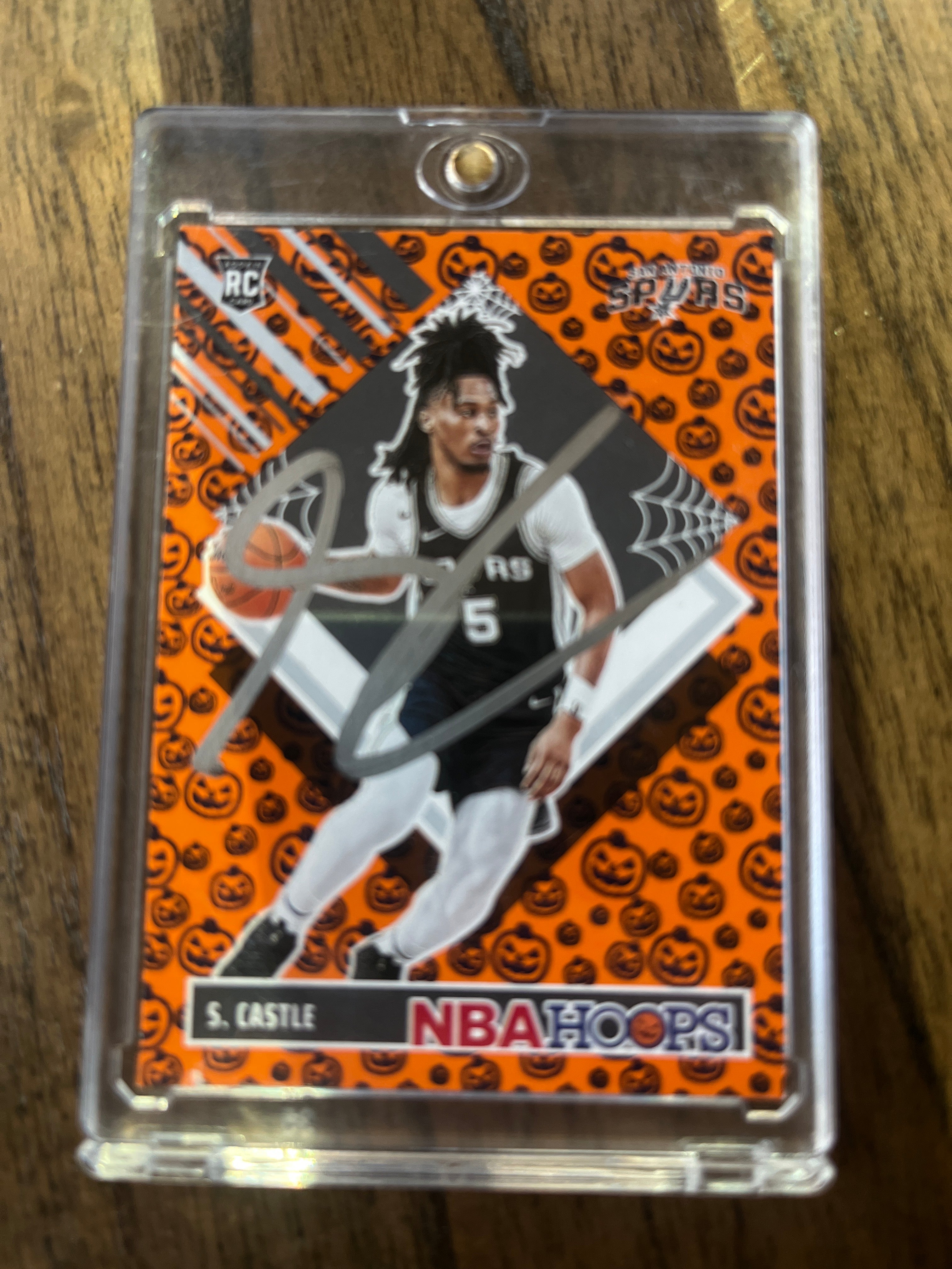 2024 PANINI HAUNTED HOOPS 294 STEPHON CASTLE ORANGE “ON CARD AUTO IN PERSON” VERY RARE BEAUTIFUL SILVER INK